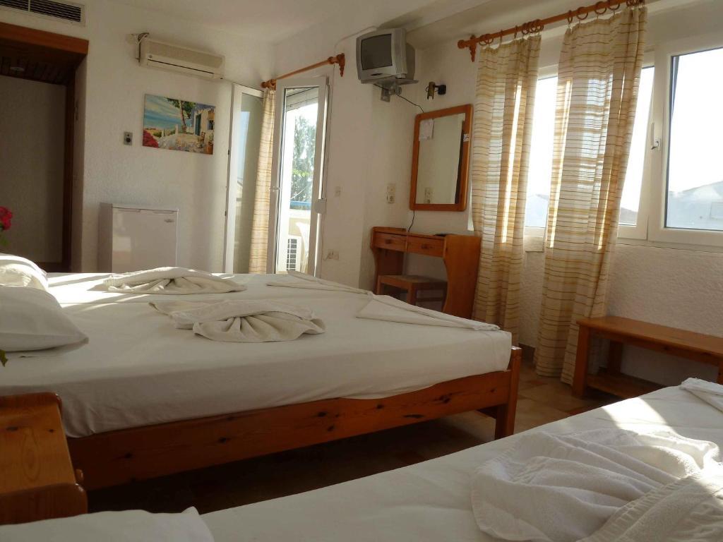 Paris Beach Hotel Ireo  Bilik gambar